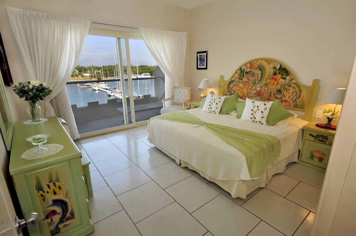 Hotel Boutique Marina Banderas Suites