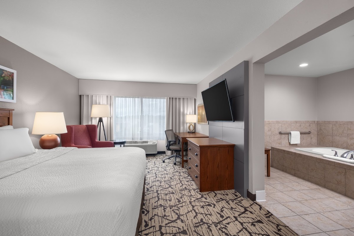 Holiday Inn Stevens Point - Convention Ctr by IHG photo 2