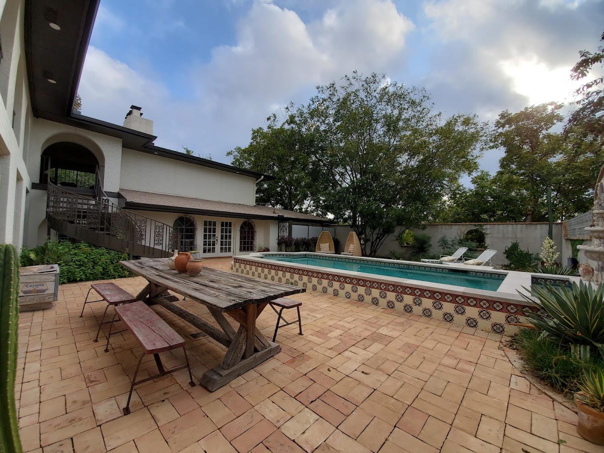 Casa DeLa Rosa