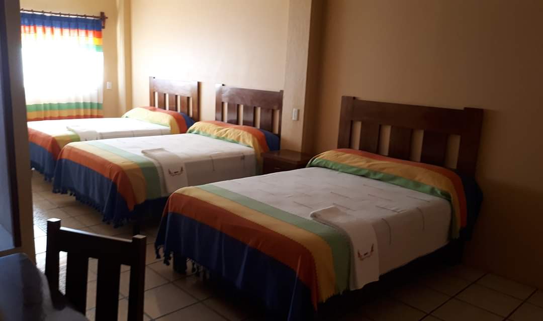 Hotel Alebrijes photo 2