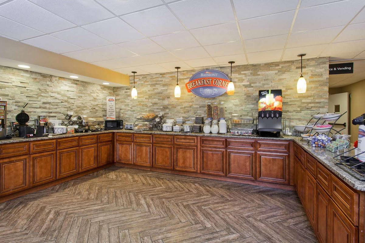 Baymont by Wyndham Southfield/Detroit photo 3