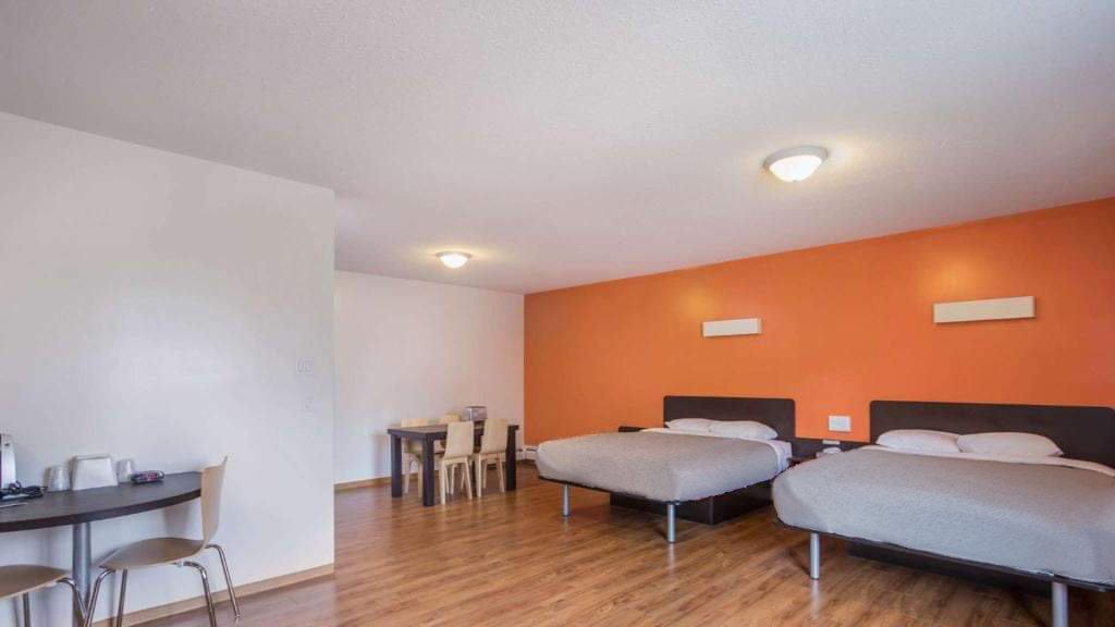 Motel Bo Camrose photo 3
