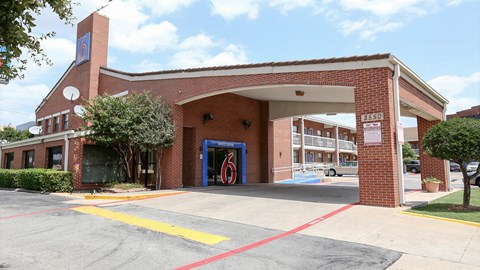 Motel 6 Plano, TX - Plano Northeast