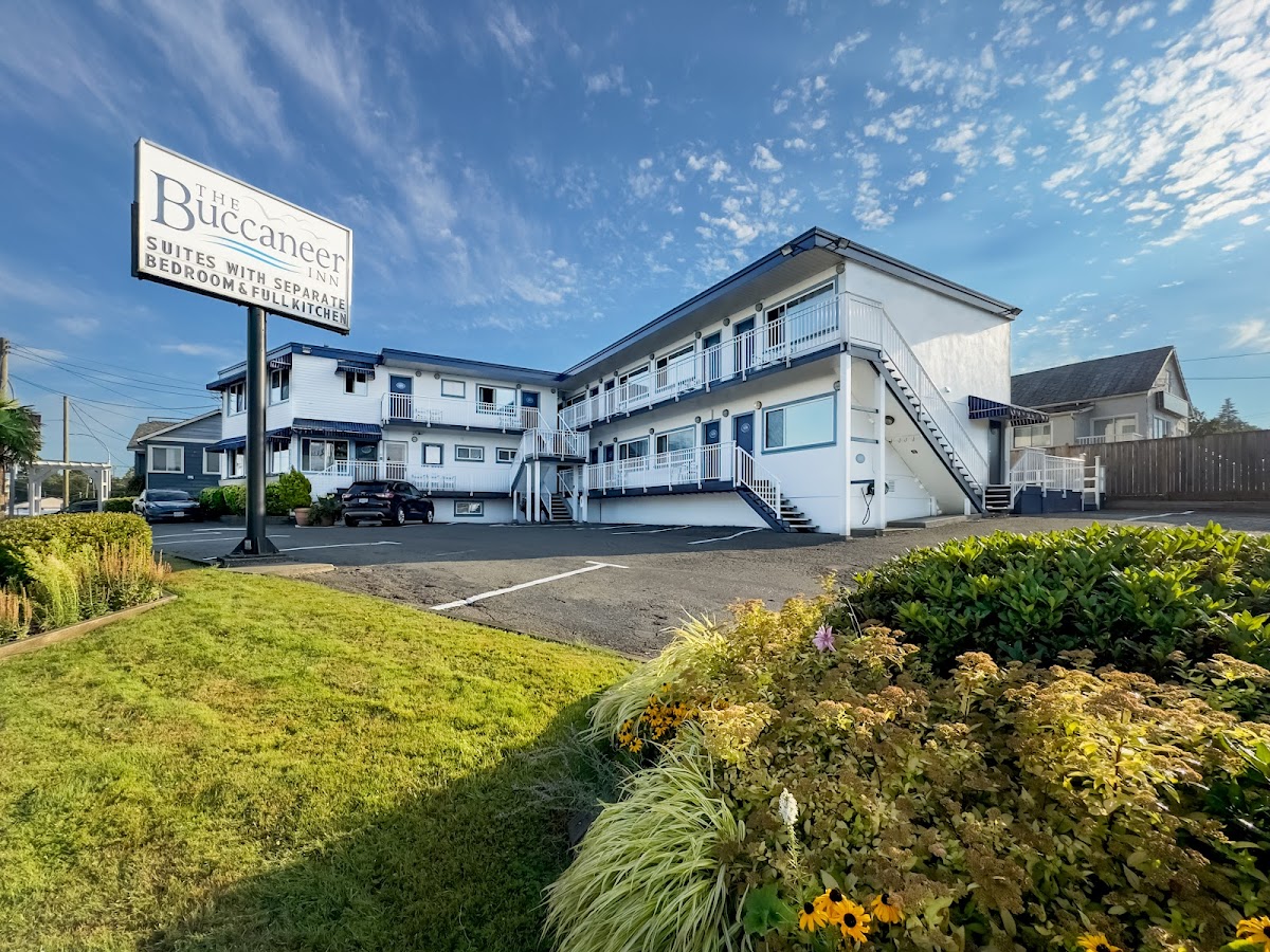 Buccaneer Inn
