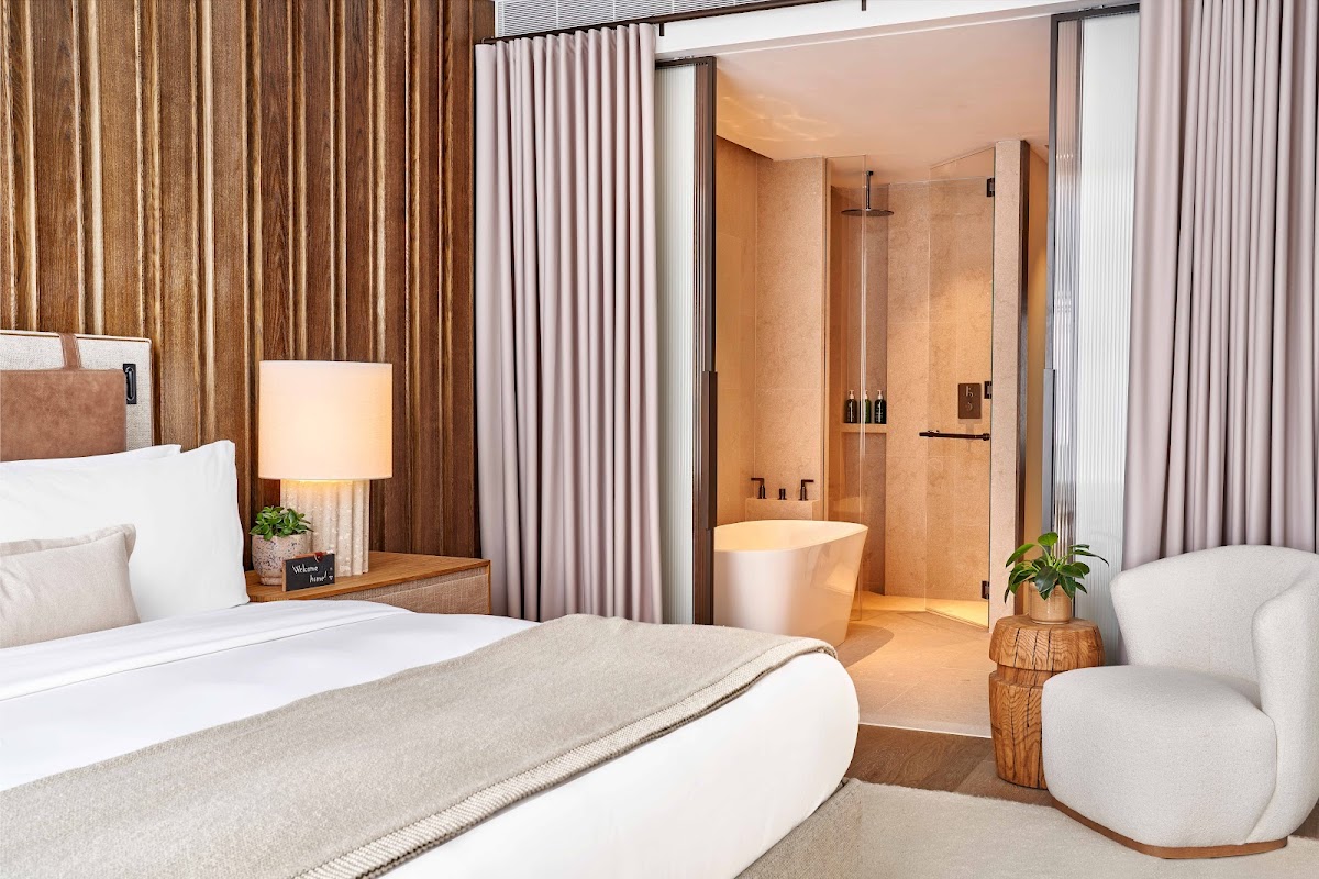 1 Hotel Mayfair photo 2