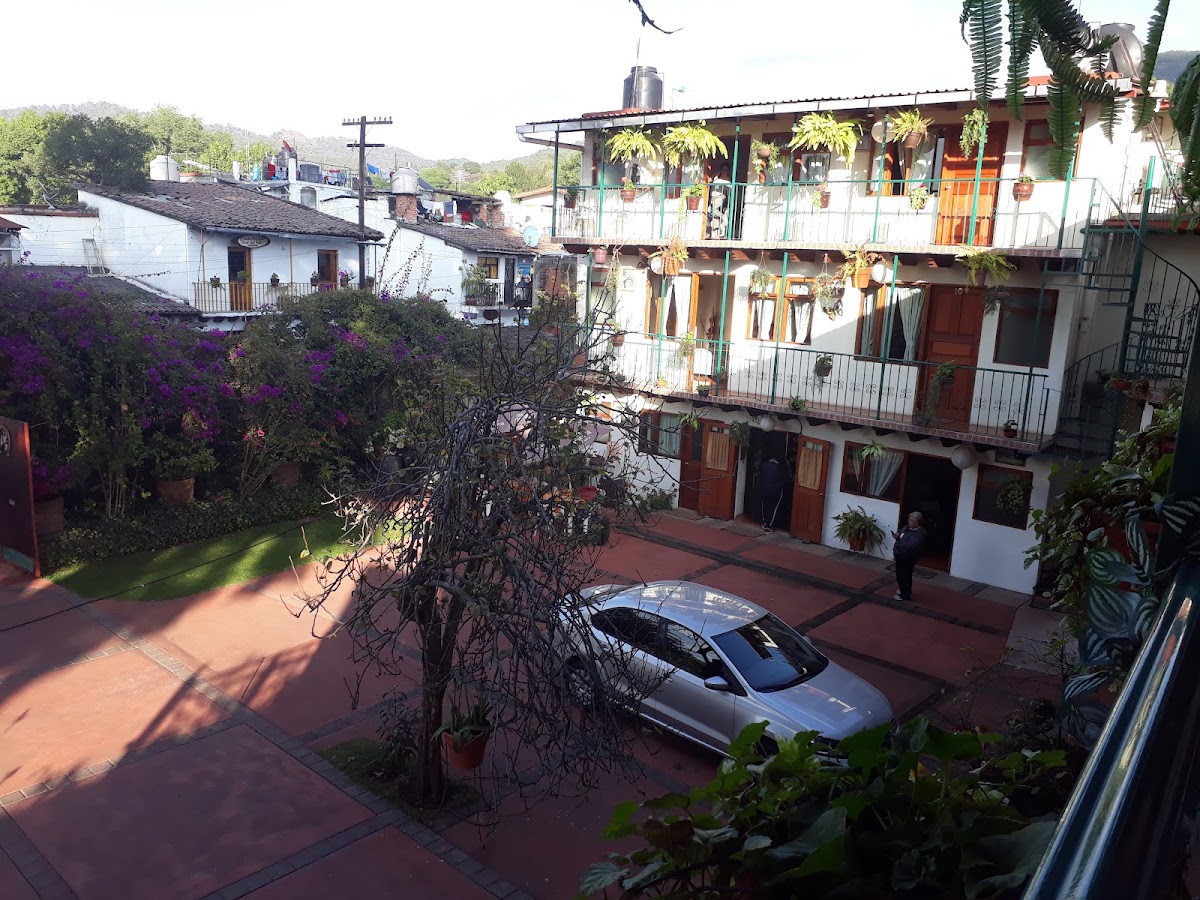 La Hacienda de La Flor photo 2