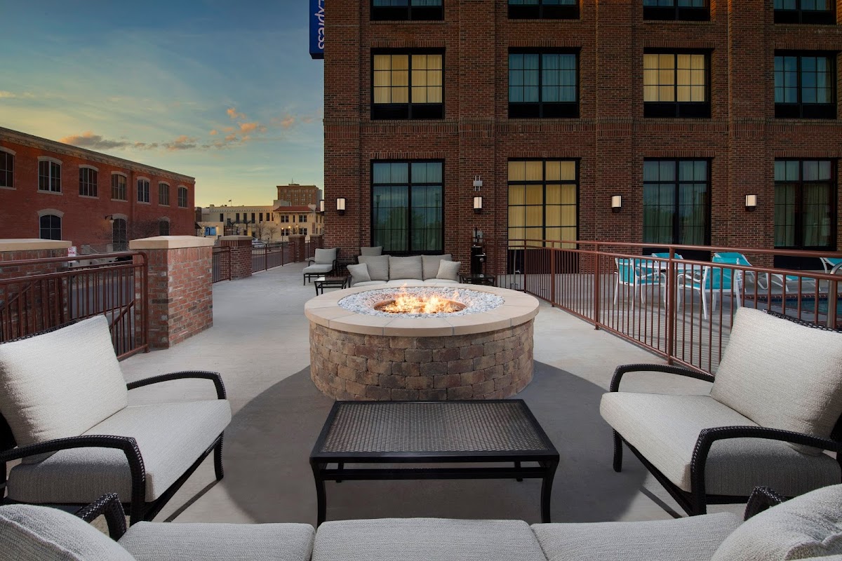 Holiday Inn Express Pensacola Downtown by IHG
