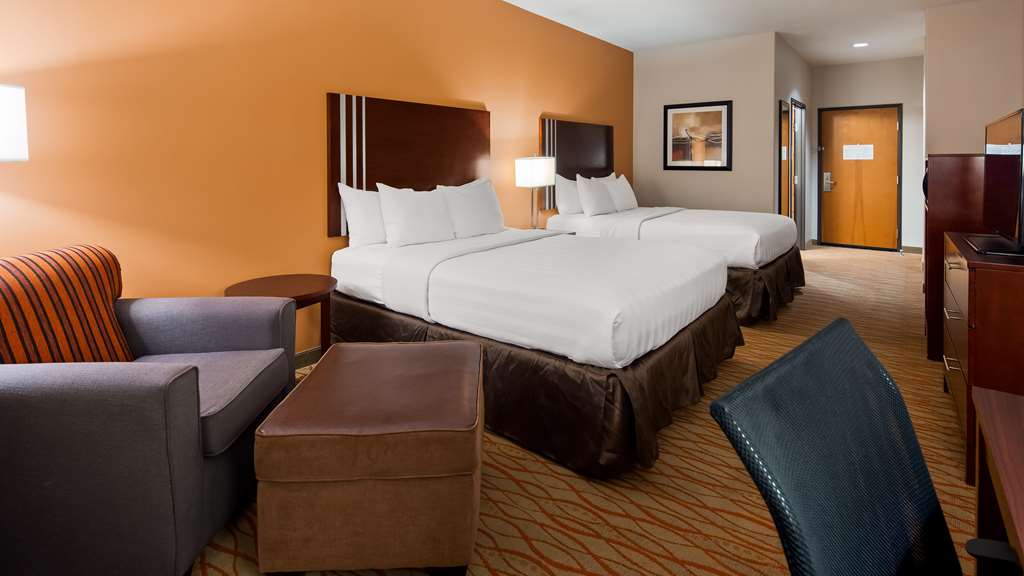 Best Western Plus Spring Inn & Suites photo 2