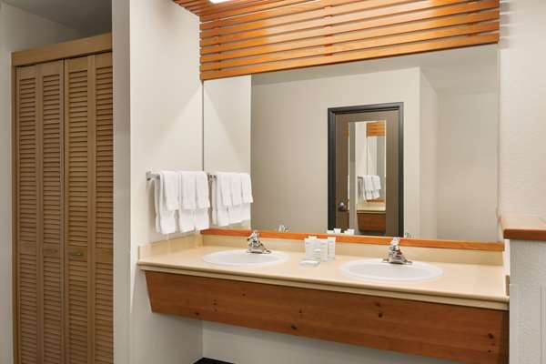 Radisson Hotel Portland Airport photo 3
