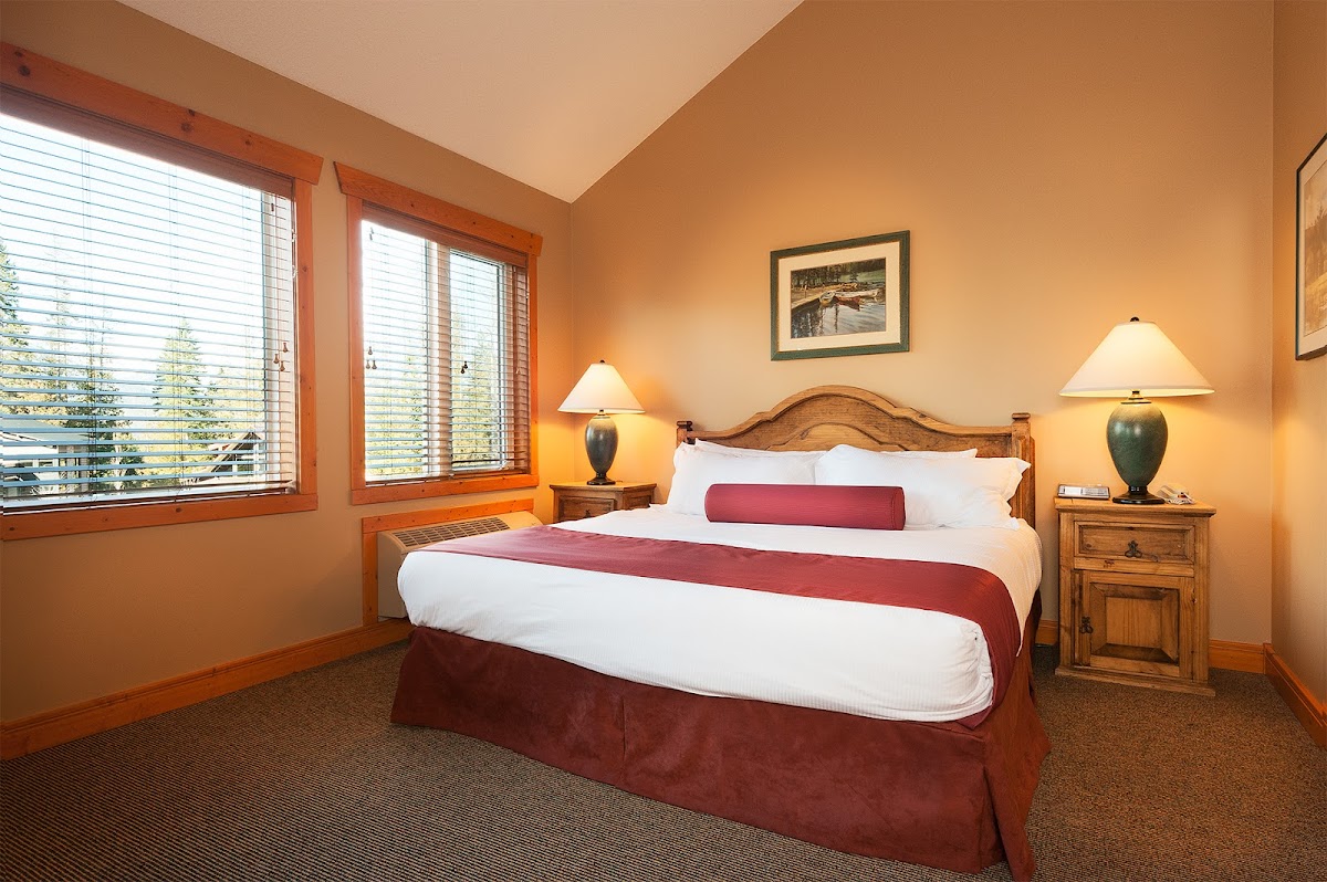 Lizard Creek Lodge photo 2