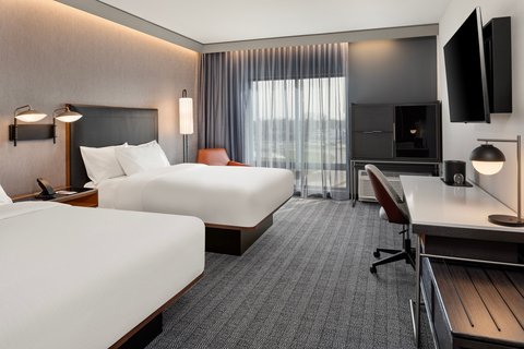 Courtyard by Marriott Bettendorf photo 2
