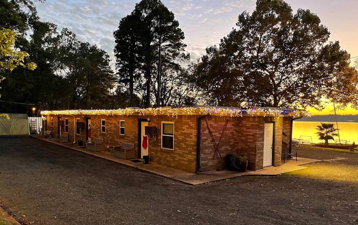 Scenic View Motel & RV Park