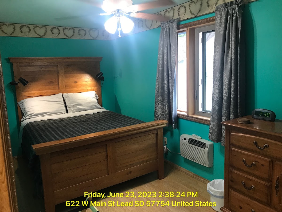 West Main Lodge photo 2
