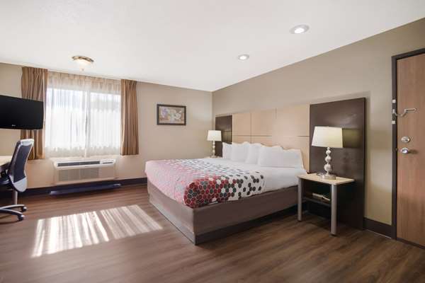 Econo Lodge Grand Forks near University photo 2