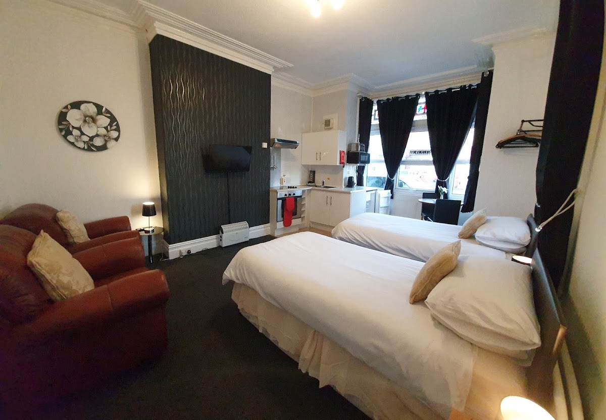 Norwyn Court Holiday Apartments photo 2