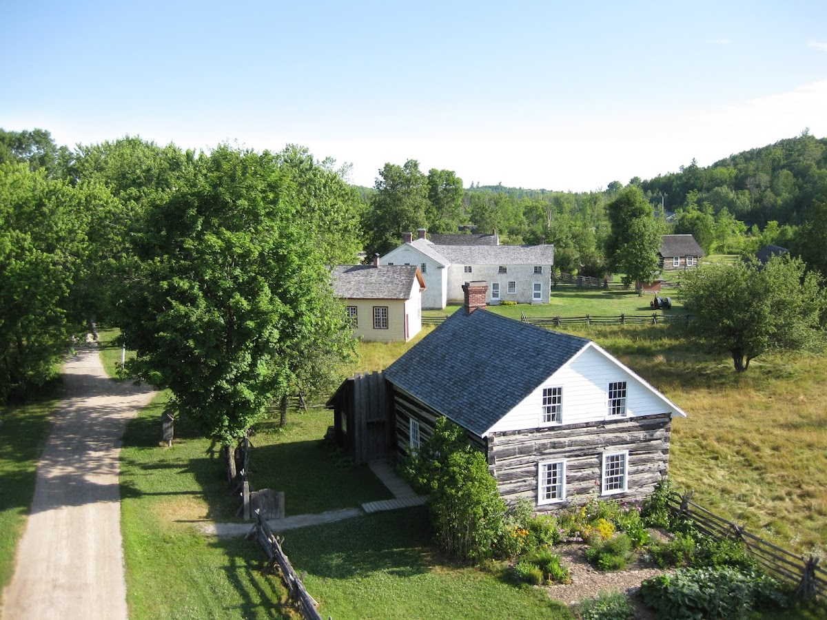 Lang Pioneer Village Museum