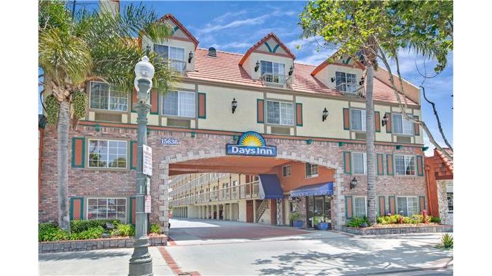 Days Inn by Wyndham Los Angeles LAX/Redondo/Manhattan Beach