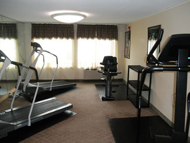 Quality Inn & Suites Middletown - Franklin photo 3