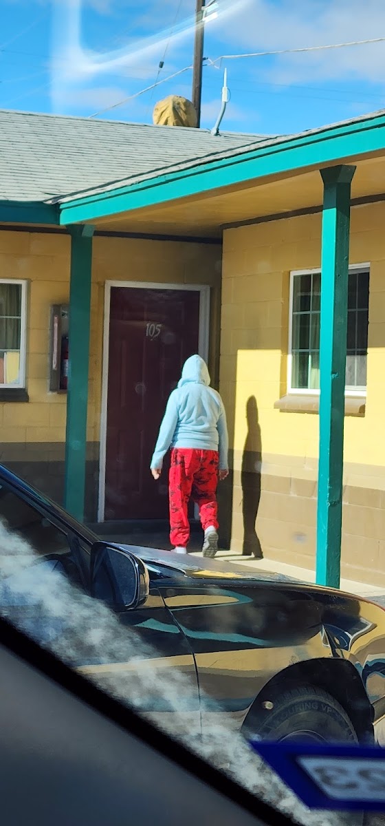 Bluffview Motel photo 2