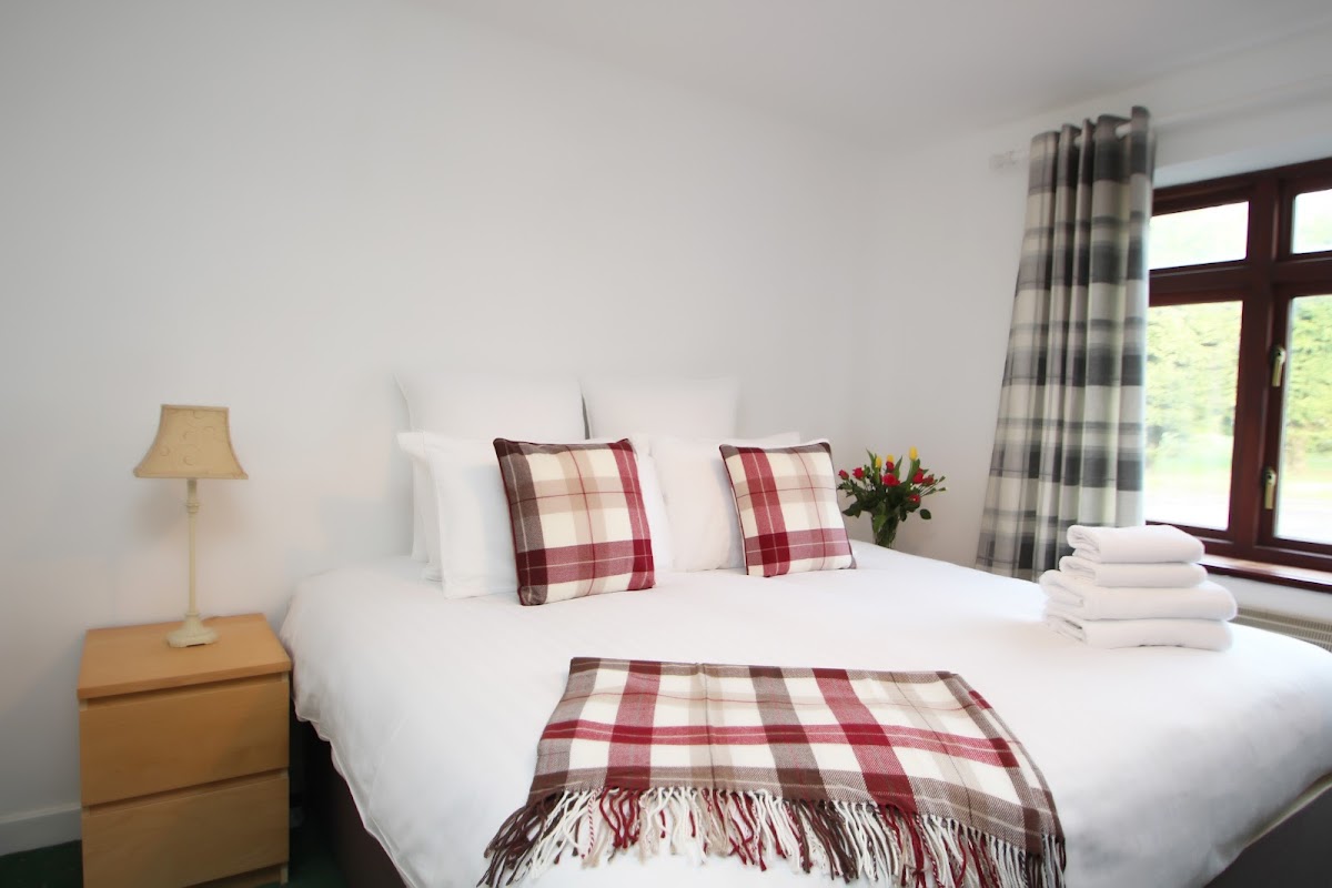 The Vale Hotel & Touring Caravan Park photo 2