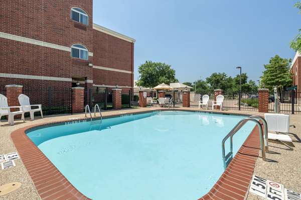 Comfort Suites McKinney-Allen photo 3