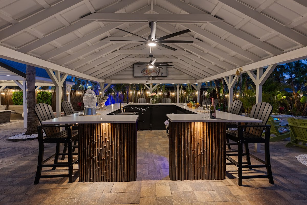 Coconut Grove Resort photo 3