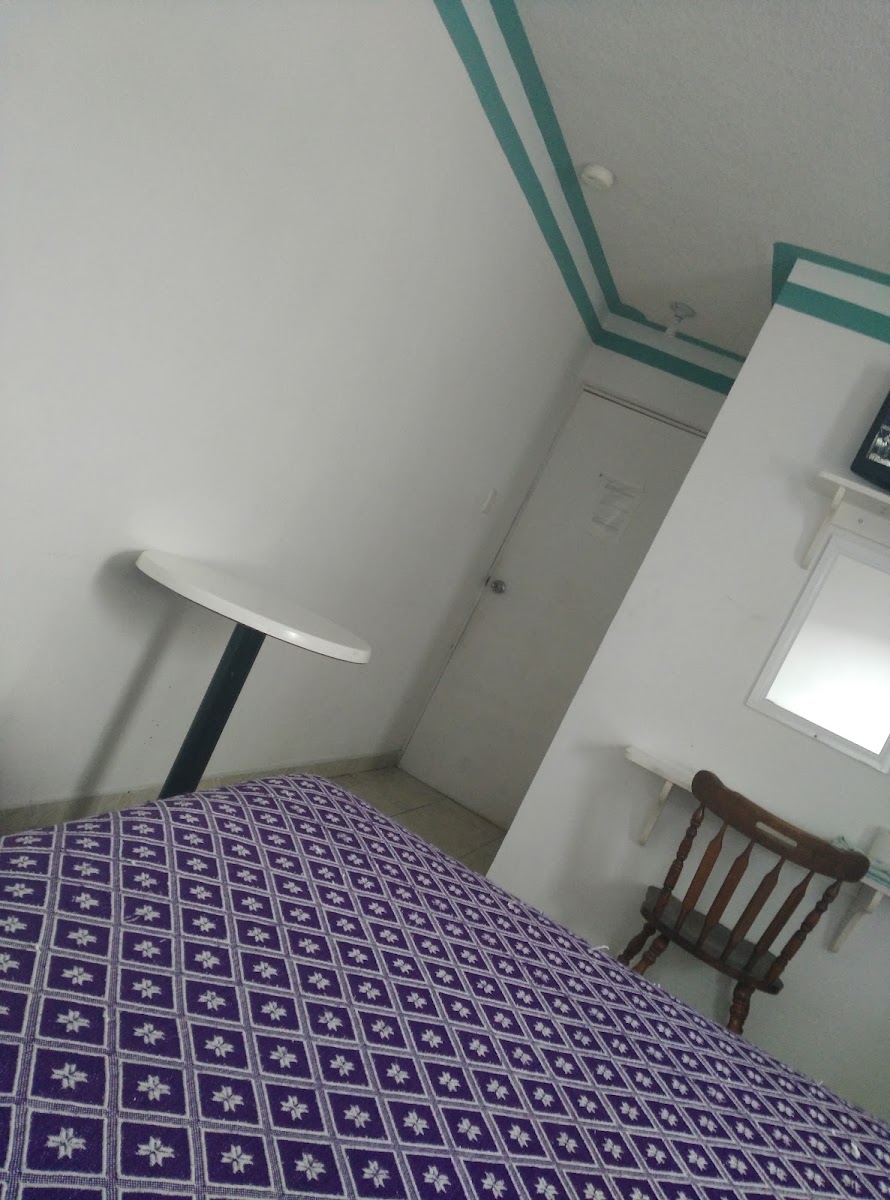 Real Hotel photo 2