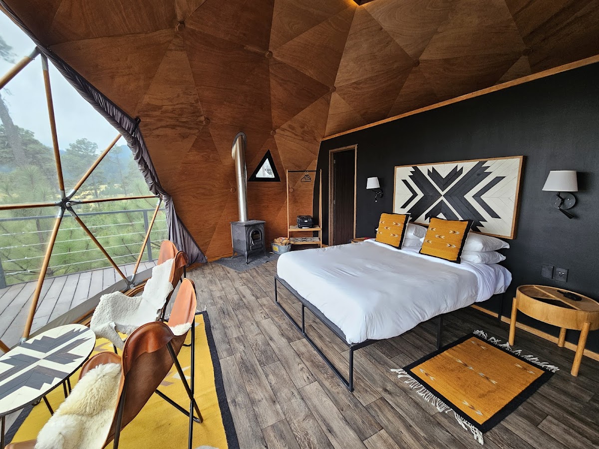 Lobo Glamp