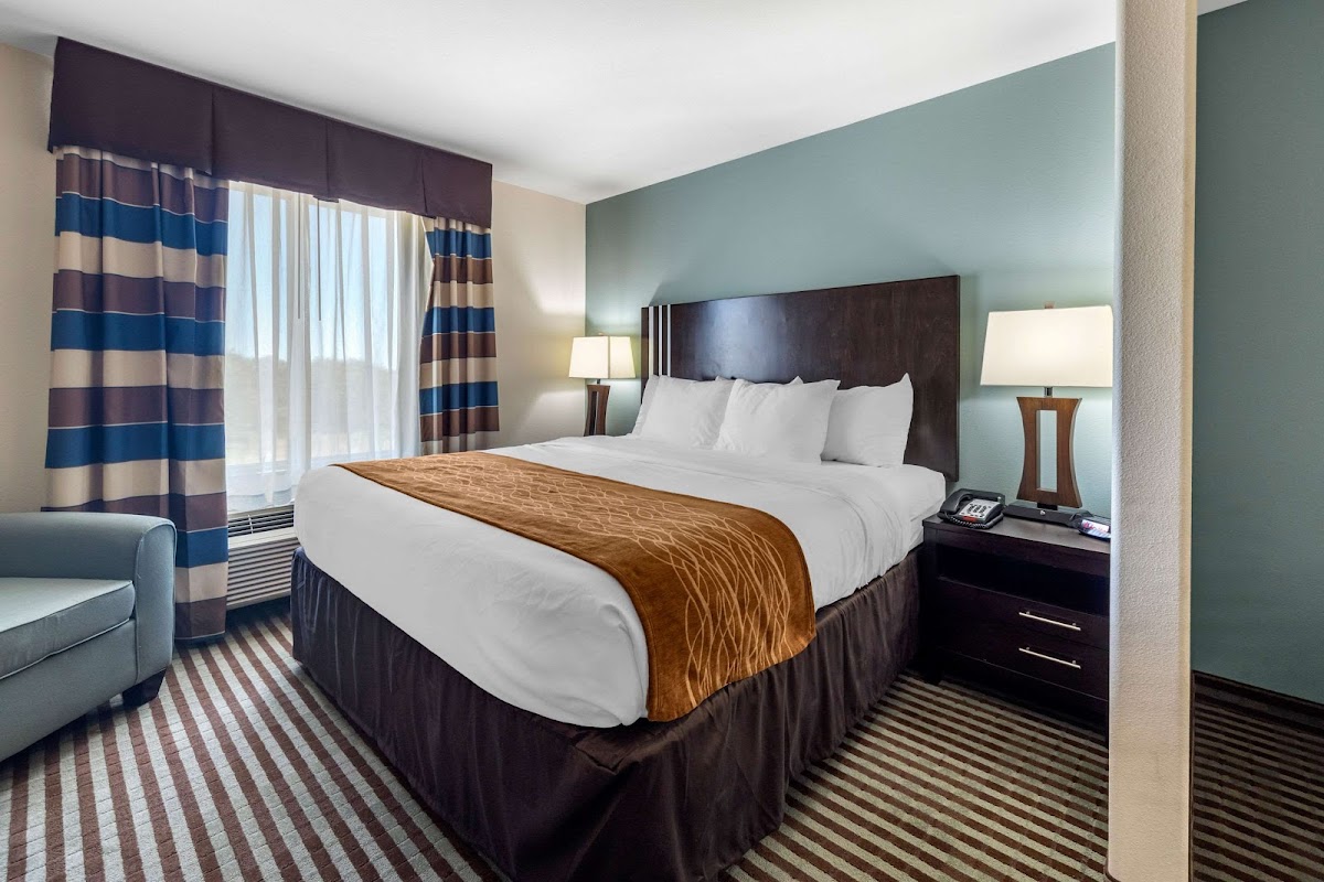 Comfort Inn & Suites Perry I-35 photo 2