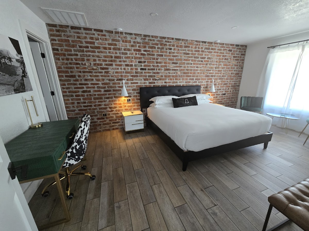 The Bell Mare Hotel photo 2