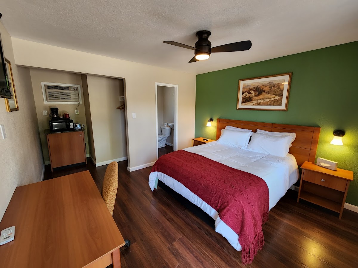 Eagle & Rose Inn photo 2