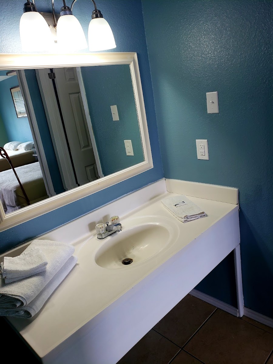 Sunset House Motel & RV Park photo 3