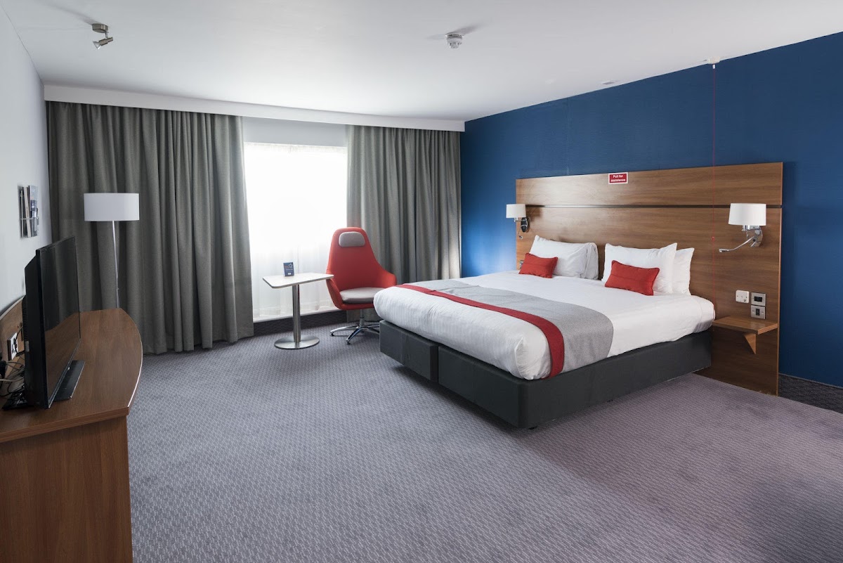 Holiday Inn Express Birmingham - Star City by IHG photo 2