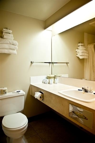 Barrhead Neighbourhood Inn photo 3