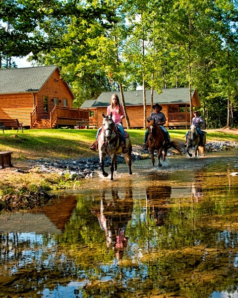 Creekside Resort & Ranch