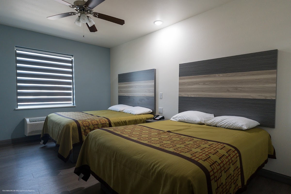 Texas Bungalows Hotel & Hotel Que at i35 Austin Pflugerville photo 2