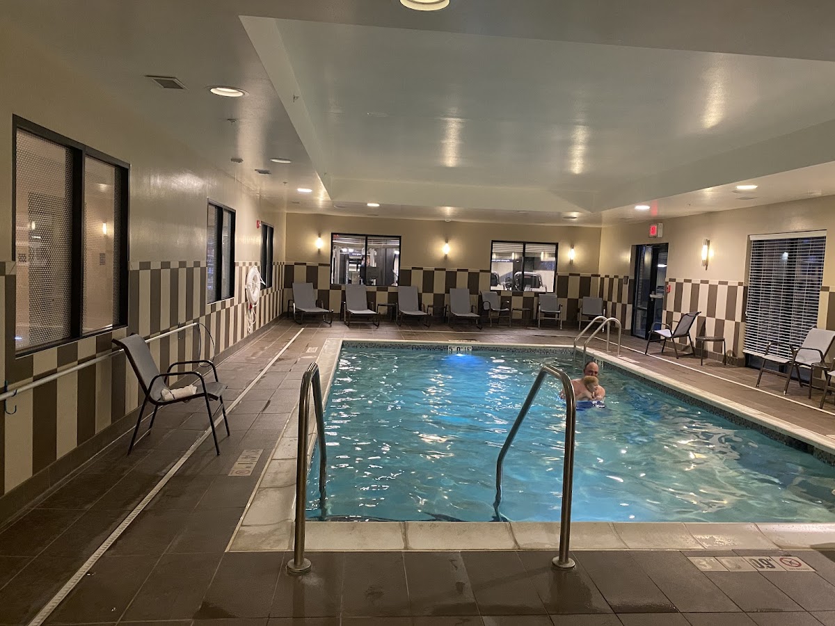 Hampton Inn Lincoln Airport photo 3