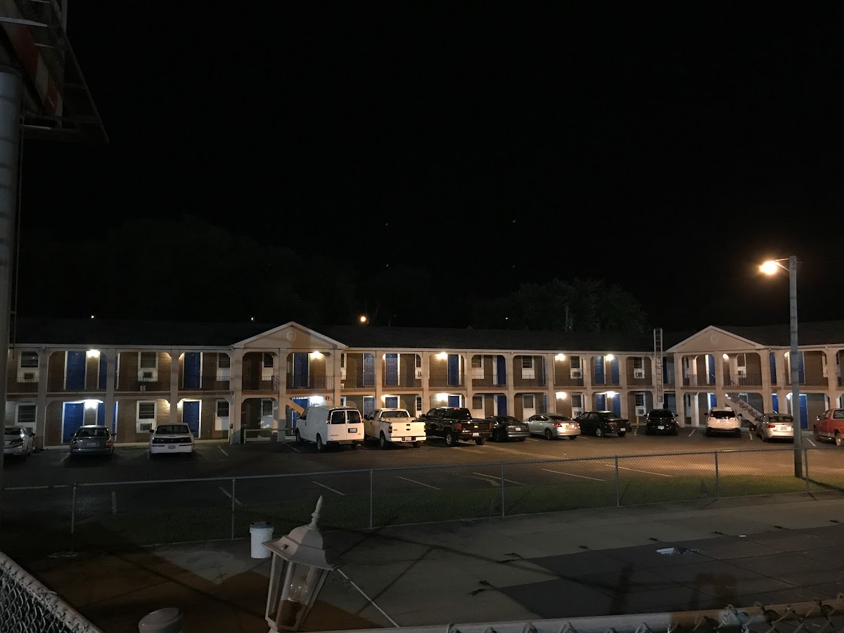Towne Inn photo 3