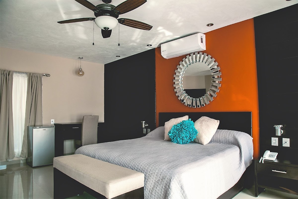 Luxury Hotel Inn photo 2