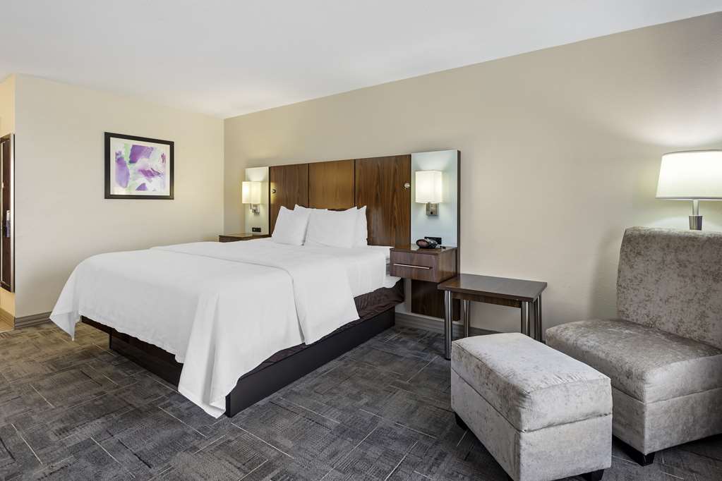 Best Western Plus Gen X Inn photo 2