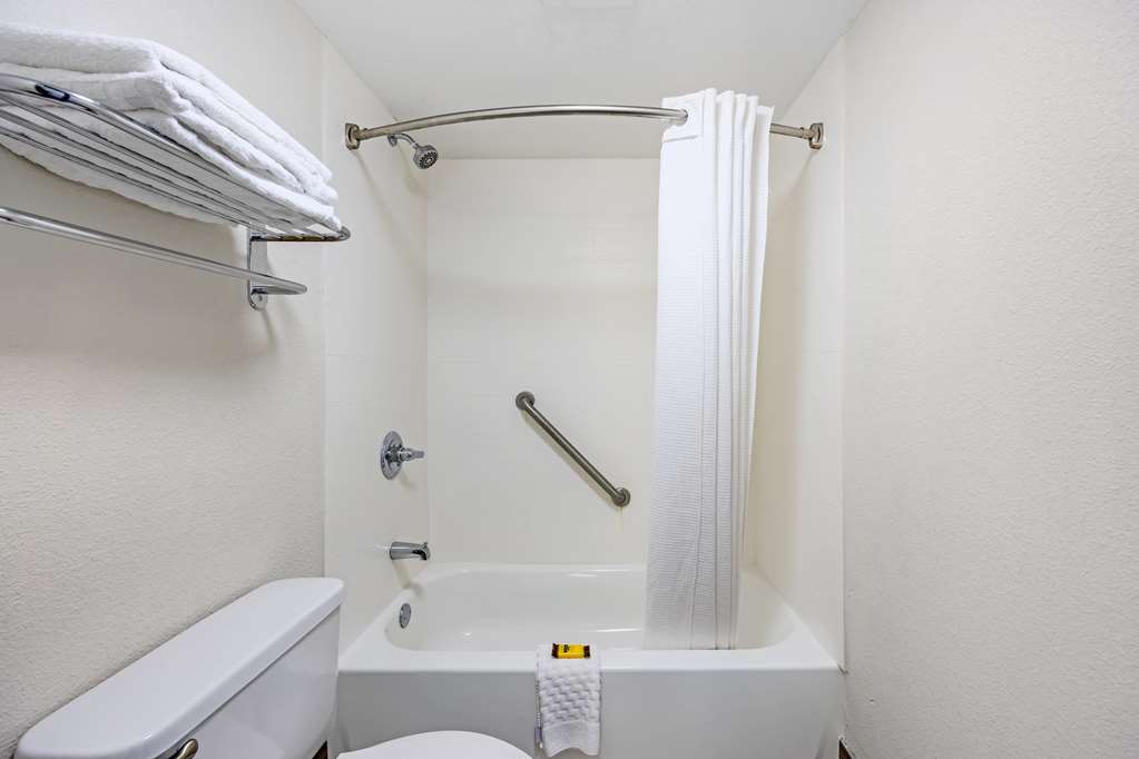 Best Western Plus Gen X Inn photo 3