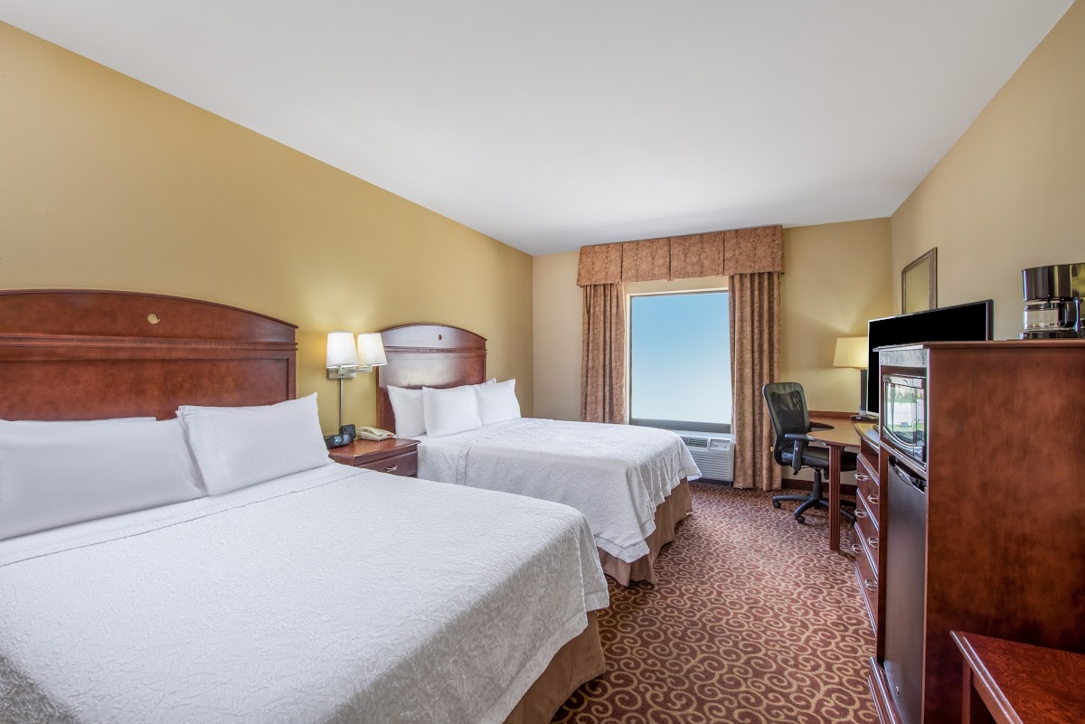 Hampton Inn & Suites Oklahoma City - South photo 2