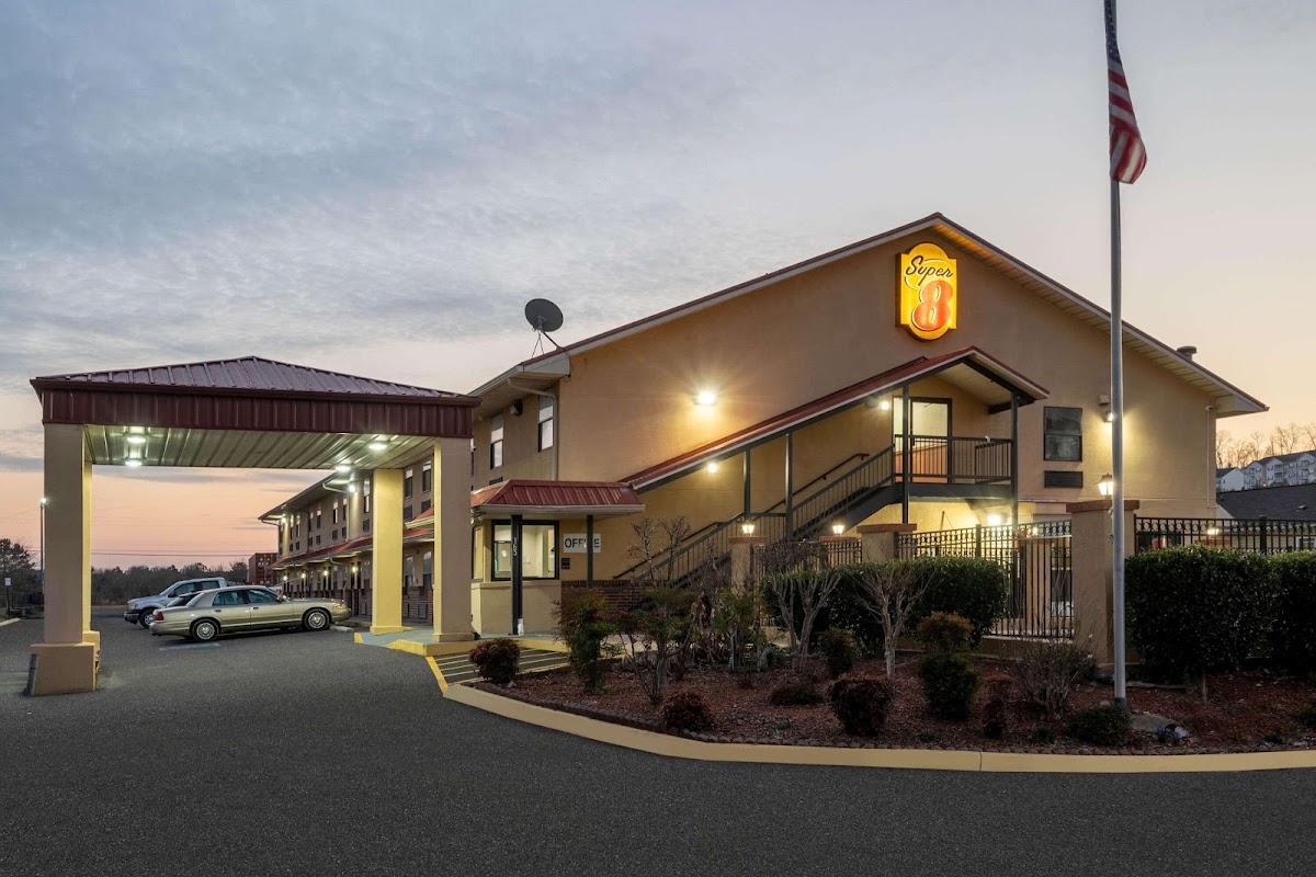 Super 8 by Wyndham Cleveland