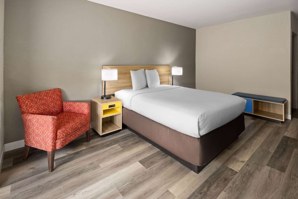 Days Inn by Wyndham Jackson Downtown photo 2