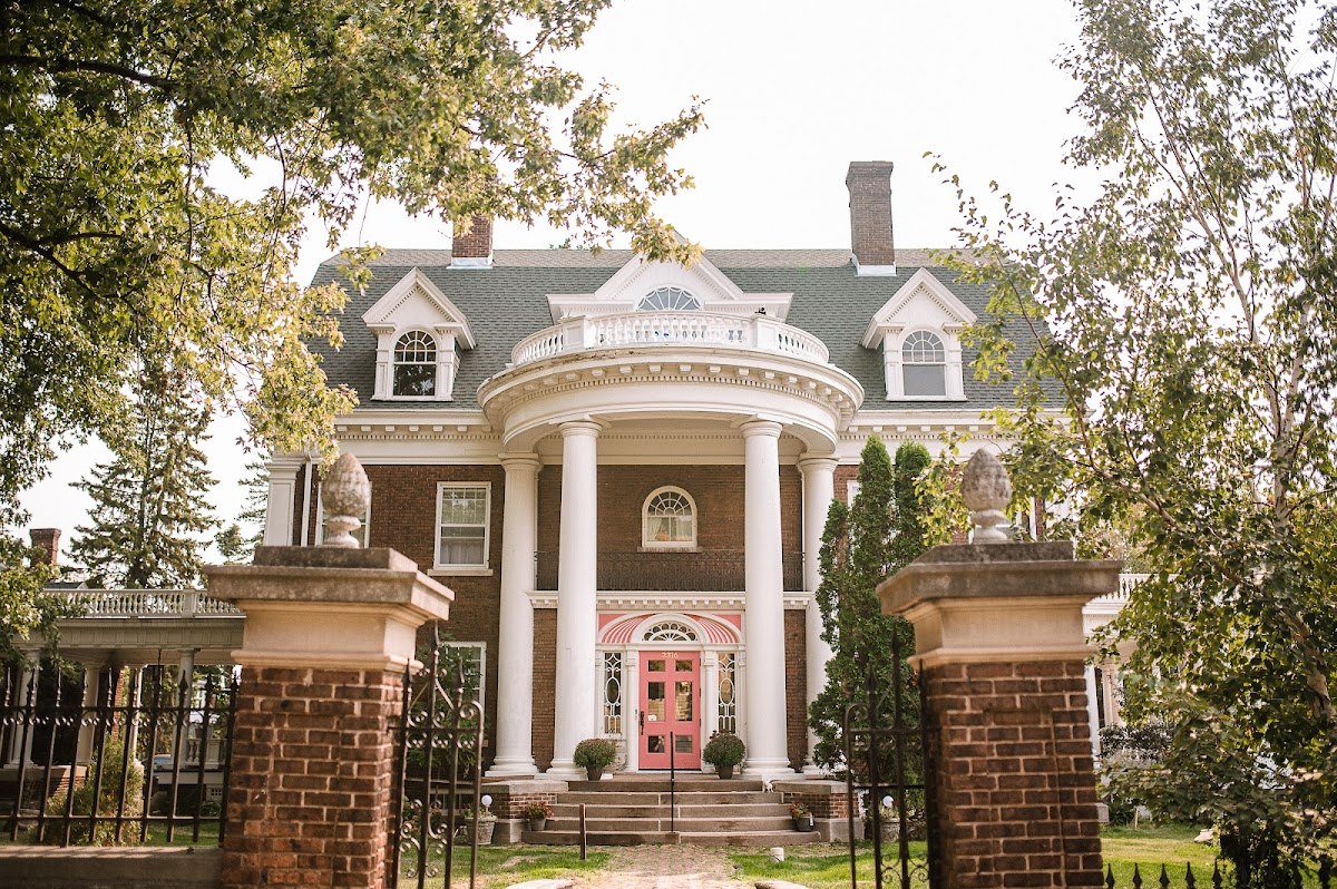 Merryweather Historic Hotel