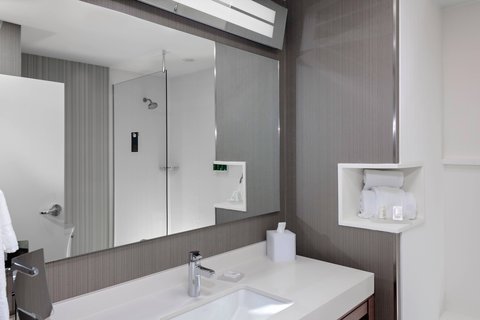 Courtyard by Marriott Cincinnati Mason photo 3