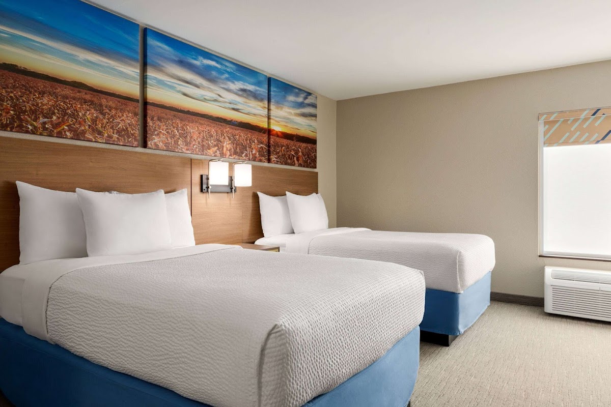 Days Inn by Wyndham Hillsboro photo 2