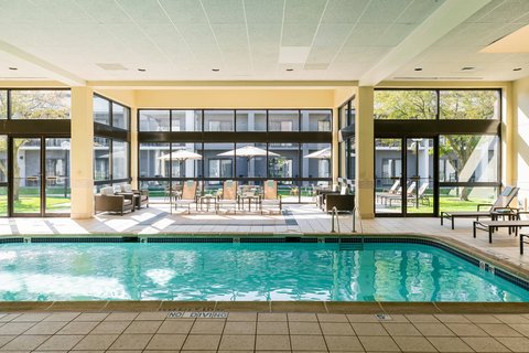 Courtyard by Marriott Chicago Naperville photo 2
