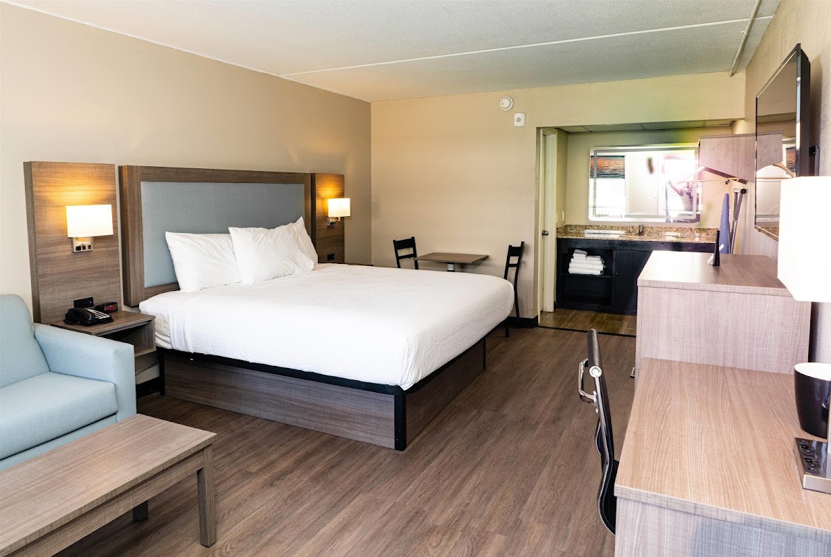 Baymont by Wyndham Corpus Christi Airport photo 2