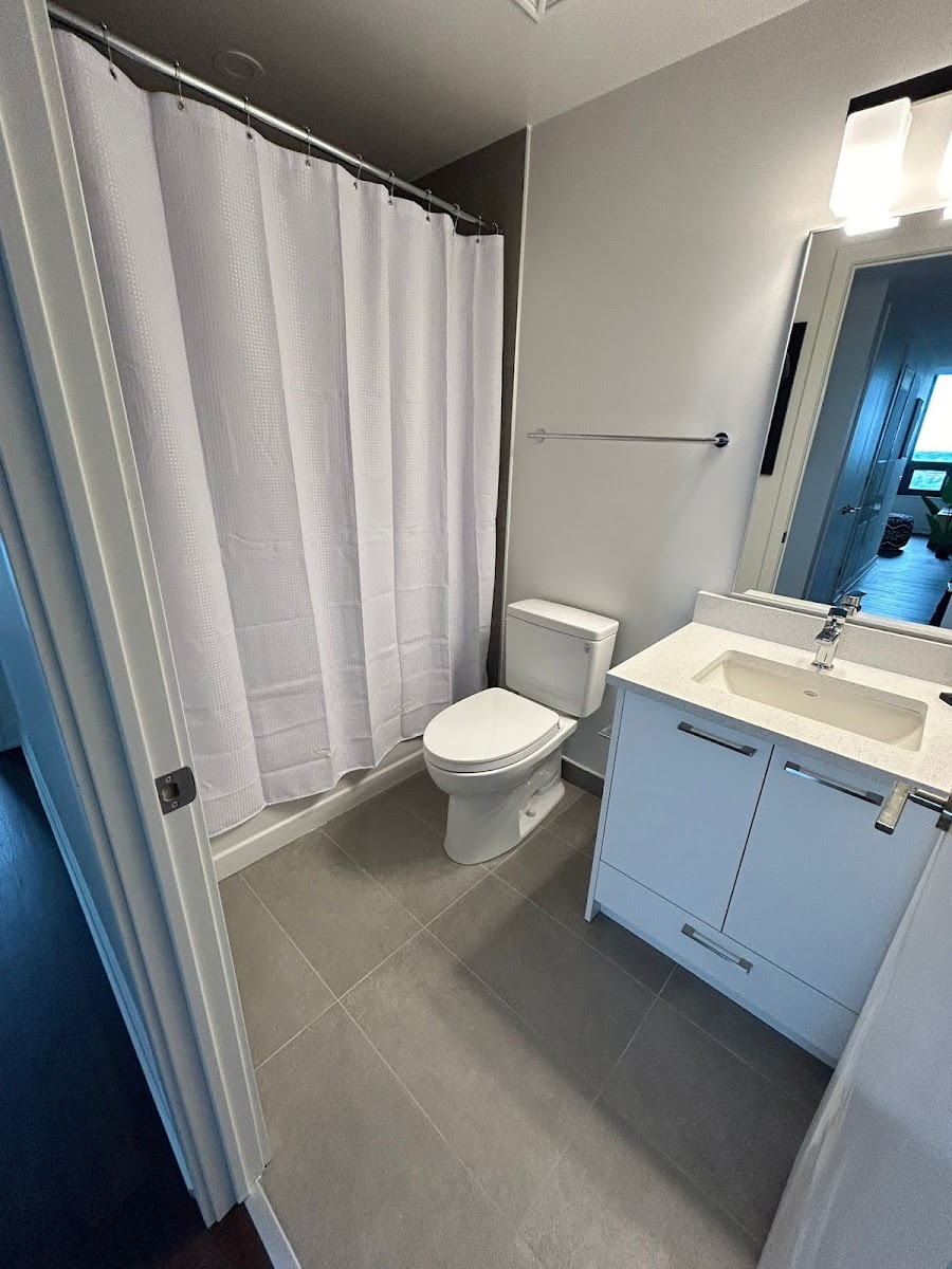 Corporate Stays Mississauga - Furnished Executive photo 3